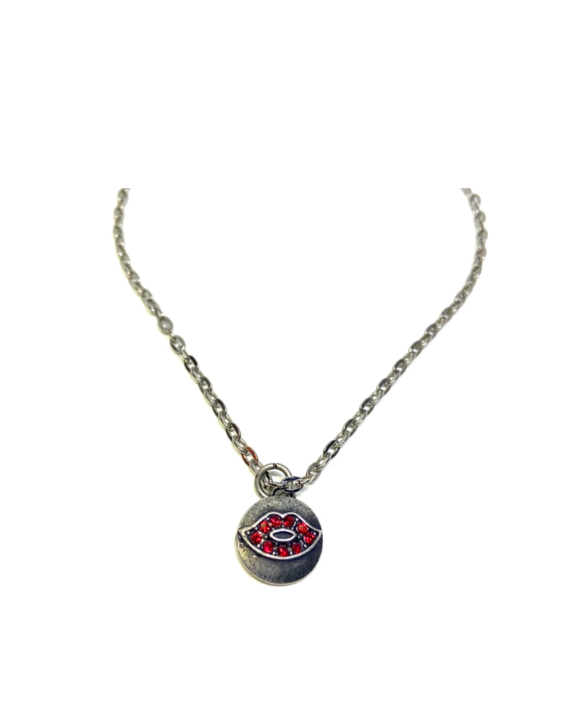 Hot Lips Element Necklace